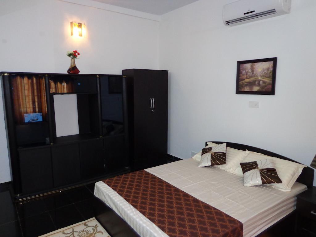 Remisha Service Apartments Ченнаї Екстер'єр фото