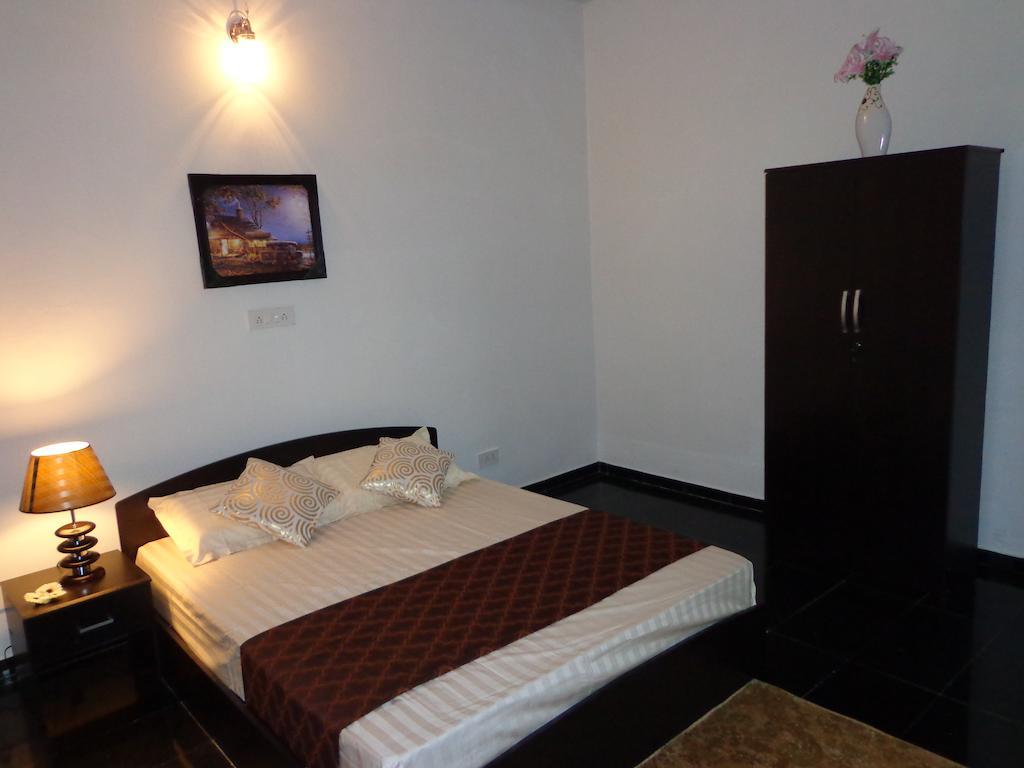 Remisha Service Apartments Ченнаї Номер фото