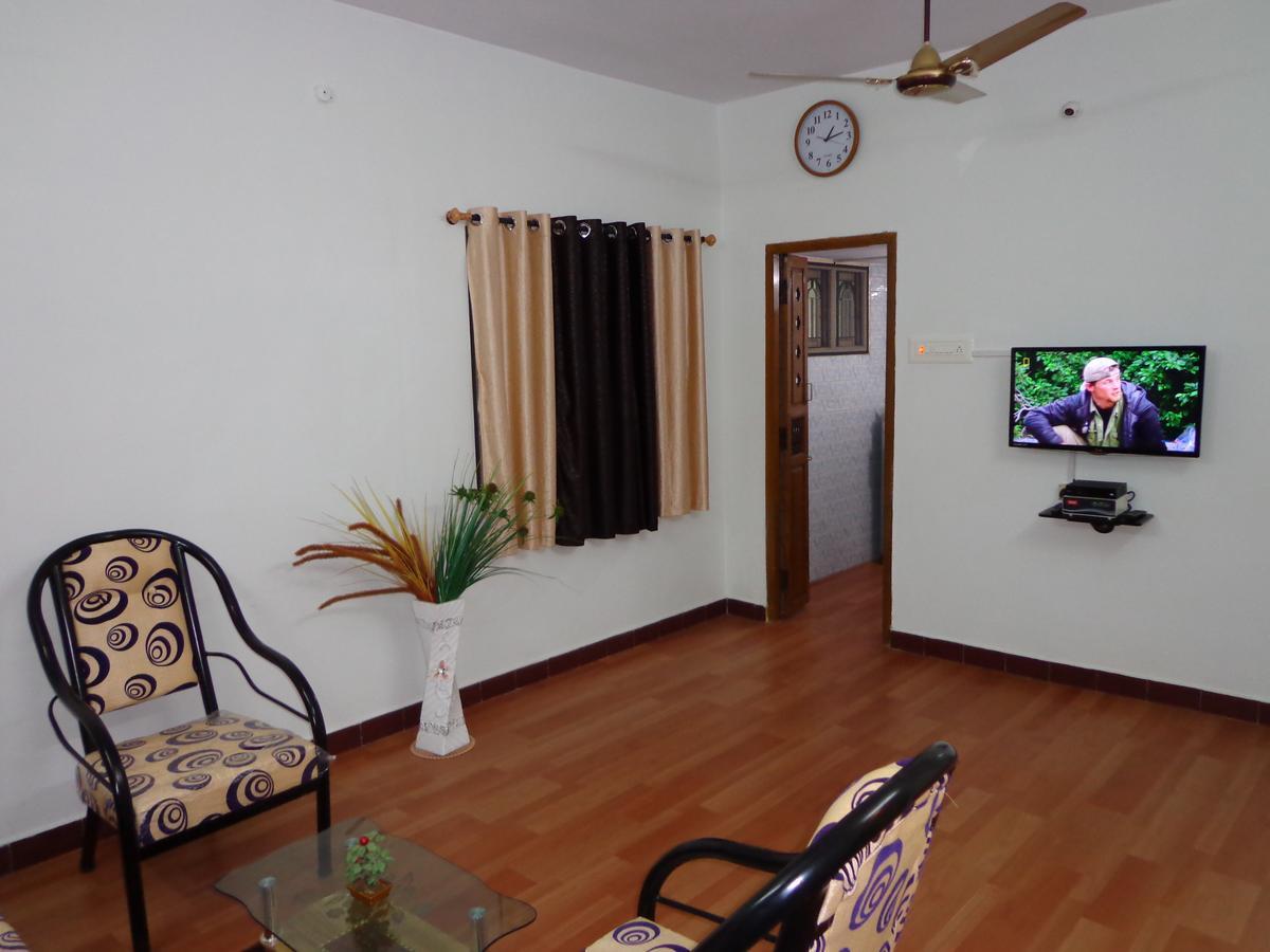 Remisha Service Apartments Ченнаї Номер фото