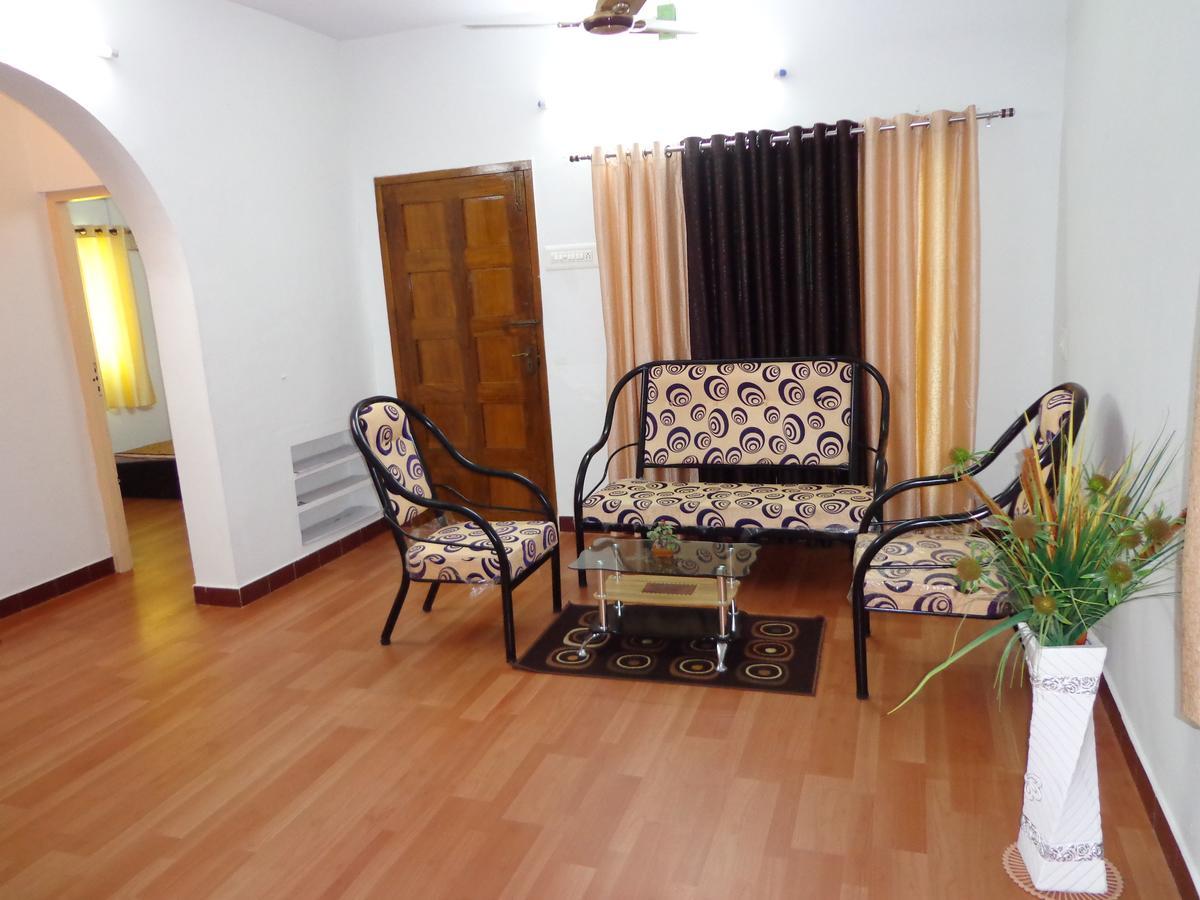 Remisha Service Apartments Ченнаї Номер фото